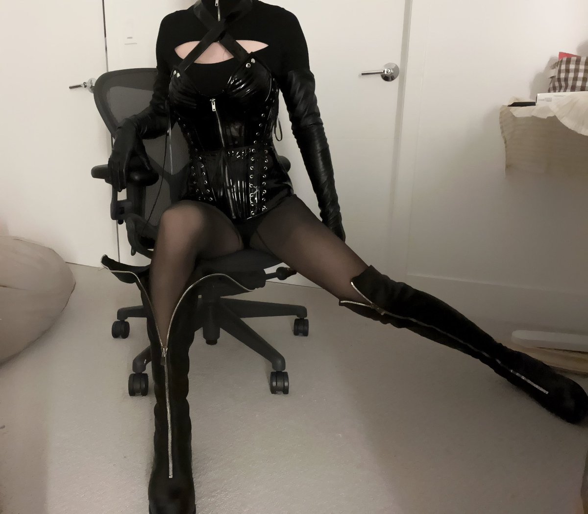 neko3an_'s tweet photo. Guidi PL4. 终于收到了这双靴子 https://t.co/Kj5BSF6xyz