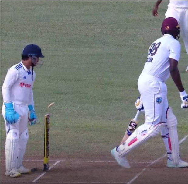 Ishan Kishan just attempted a delayed stumping of Jason Holder, but was foiled as the umpire had called 'over'.

#WIvIND