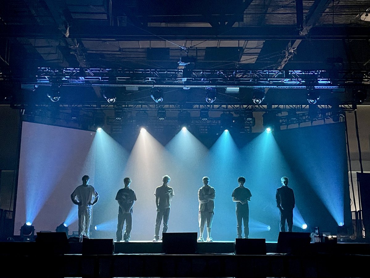 P1H_official's tweet photo. 2023 P1Harmony LIVE TOUR [P1ustage H : P1ONEER] IN SAN JUAN
 
Let's go with energy⚡
 
#P1Harmony #피원하모니 #P1H #P1ustage_H #P1ONEER https://t.co/HSC4lj0V6h