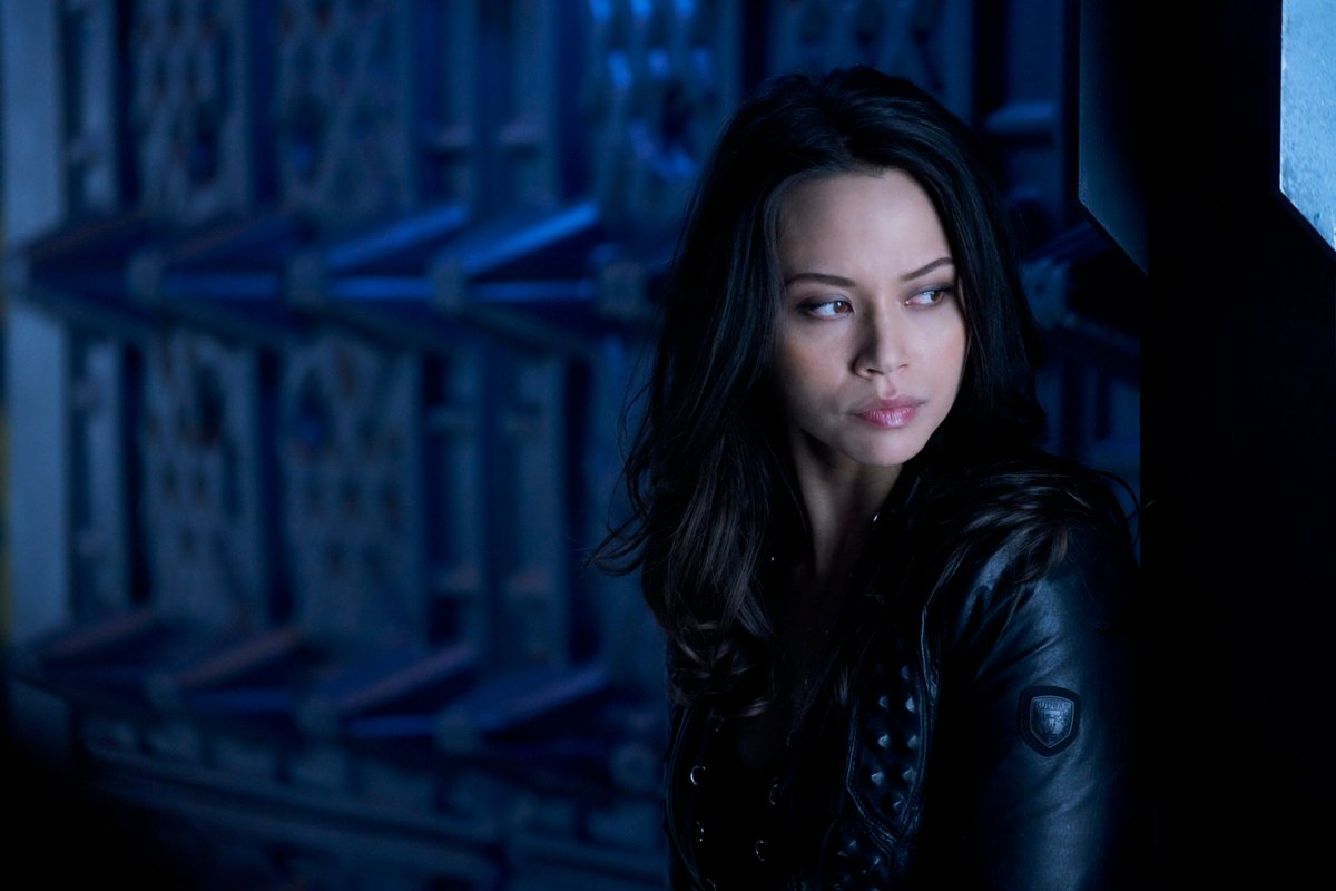 baz_blackadder's tweet photo. Melissa O'Neil as Two in "Dark Matter" Season 2 Episode 6
#FBF #FlashbackFriday #DarkMatter #MelissaONeil #TwoBoss https://t.co/z9ua4fo3bY