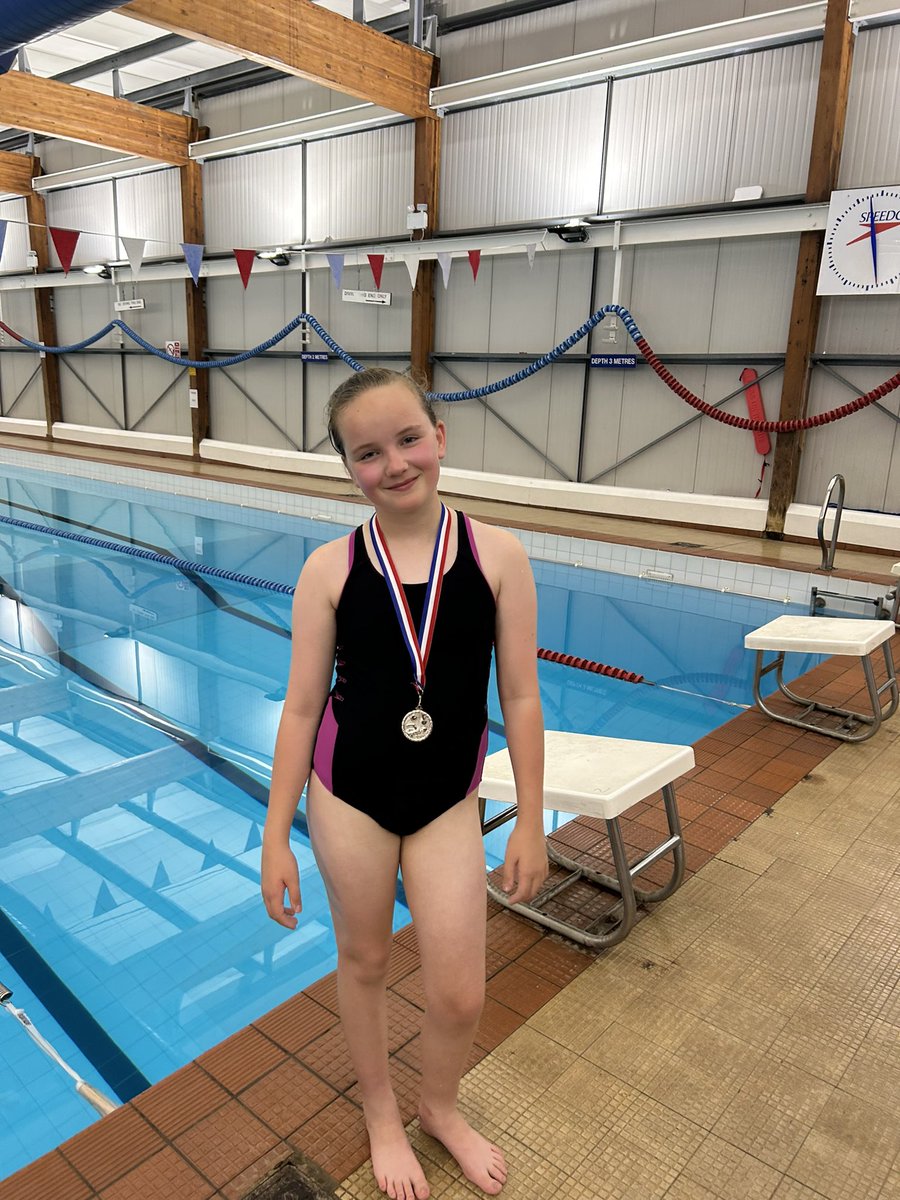 Salsmiles's tweet photo. Maisie and her team got silver in tonight’s gala pipped at the post by 3 points for gold, well done girl 🏊🏻‍♀️🏊🏻‍♀️🏊🏻‍♀️@CTKLiverpoolPE https://t.co/fsnV1qbqZL