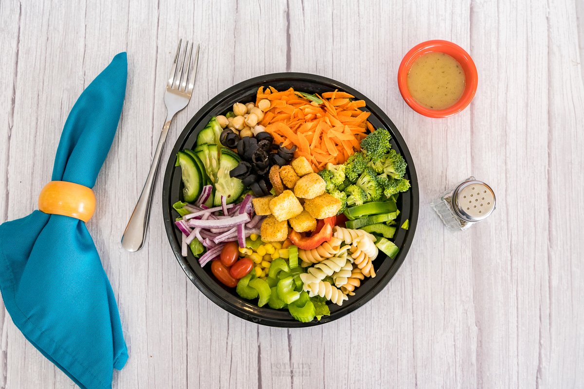FotilityFD's tweet photo. Be sure to eat your greens! Doesn’t this look soooo good?!?
.
.
Restaurant: Sweet and Green
Location: El Cajon
Photographer: fotilityFD fotilty
.
.
#salads #sweetandgreen #elcajon #fotility #foodporn #foodie #foodphotographer #foodphotos #sandiegofoodphotographer #sandiego #san https://t.co/rdaciM9sO3