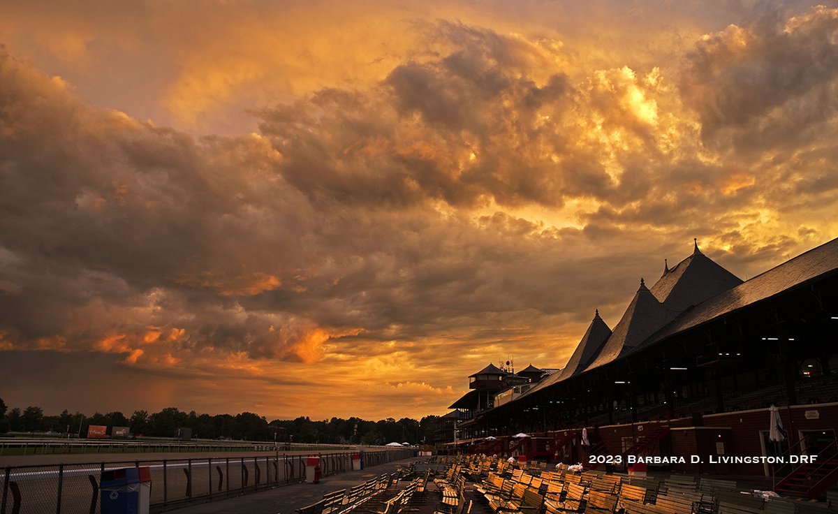 DRFLivingston's tweet photo. After the storm, last night at Saratoga. https://t.co/sL31o639fl