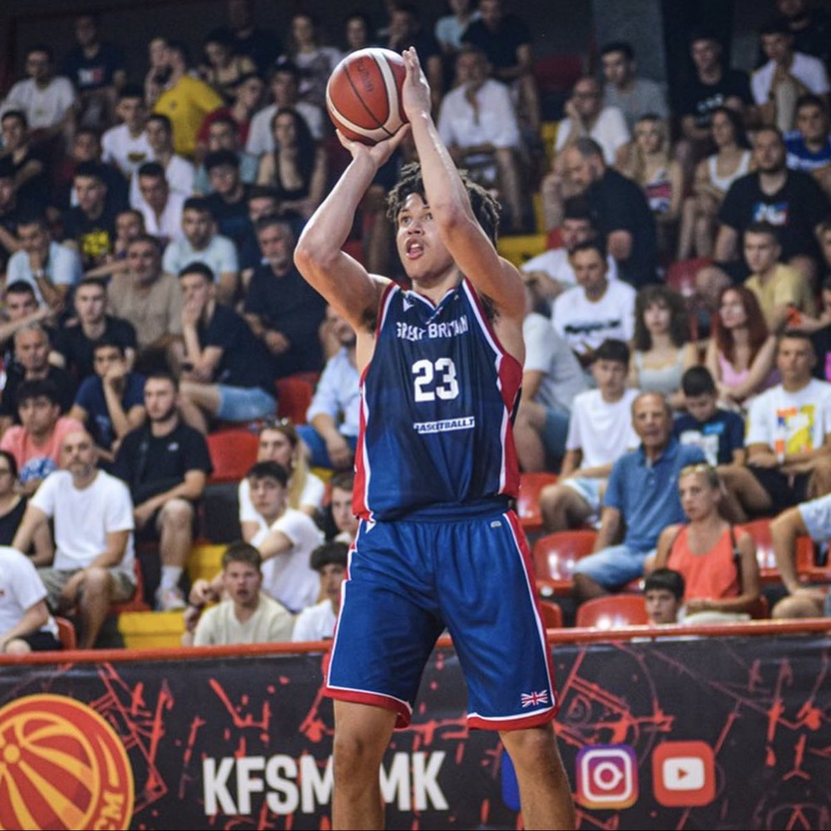 Tar Heels in the Pros tweet media