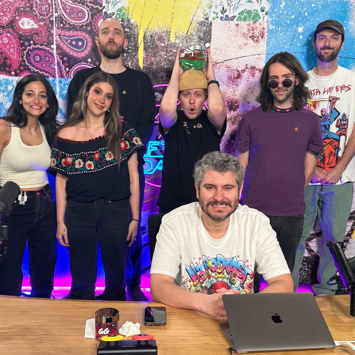 theh3podcast's tweet photo. 🚨Emergency Ep: Colleen Ballinger's Lawyer Sent Us A Cease &amp; Desist!!🚨

Watch here... https://t.co/OattqrQT0W https://t.co/7T48xg6HvD