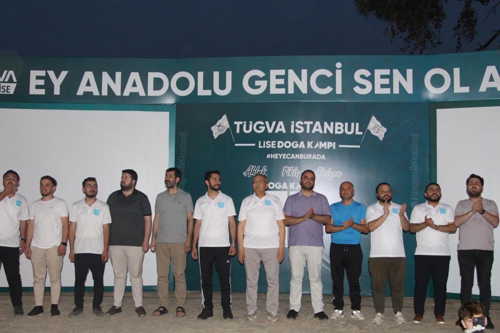 Bugün @tugvaistanbul tarafından düzenlenen Doğa Kampında genç kardeşlerimle bir araya geldim.

Enerji, heyecan muhteşemdi. Bu güzel organizasyon için İl Temsilcisi @bcicentr ağabeyimi ve değerli yönetimini yürekten kutluyorum.👏

#HeyecanBurada