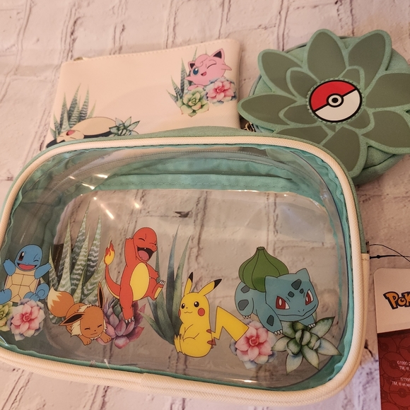 Keepinitretro7's tweet photo. So good I had to share! Check out all the items I'm loving on @Poshmarkapp from @tjwalsh2 #poshmark #fashion #style #shopmycloset #pokemon #kendrascott: https://t.co/D1QdFgEq8R https://t.co/Akv0QP0XiU