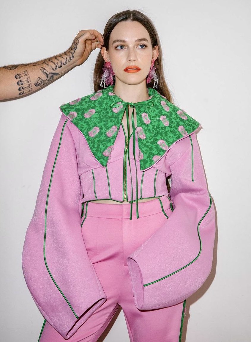 📸 THIS BARBIE IS COMING BACK!
Victoria Pedretti for Pibe Magazine.