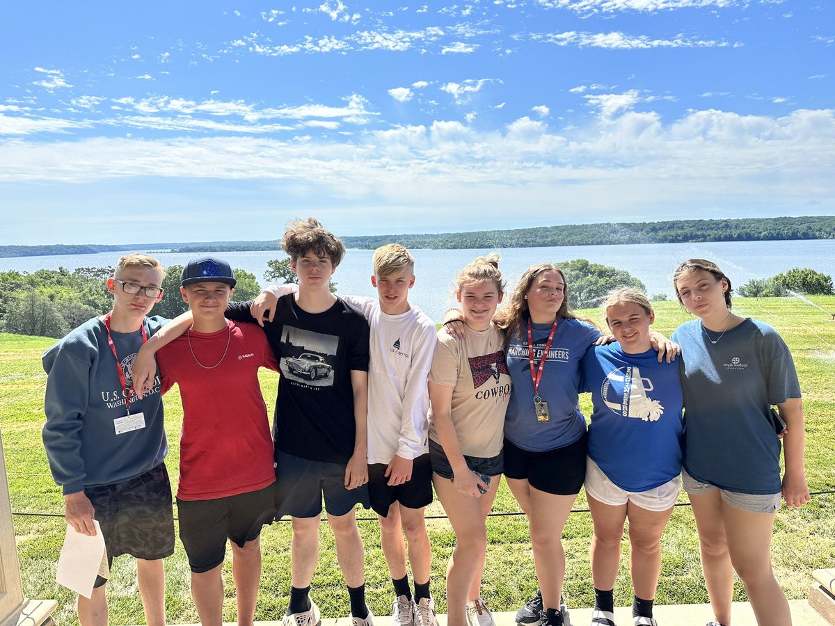 brandifaith09's tweet photo. I donโt have words to describe all the memories from this trip! Thank you @KEDCGrants @KEDC1 and @kedc_aspire for the impact you have on our kids. DC was amazing! #Aspire2Learn #DC2023 https://t.co/t81TMUIboq