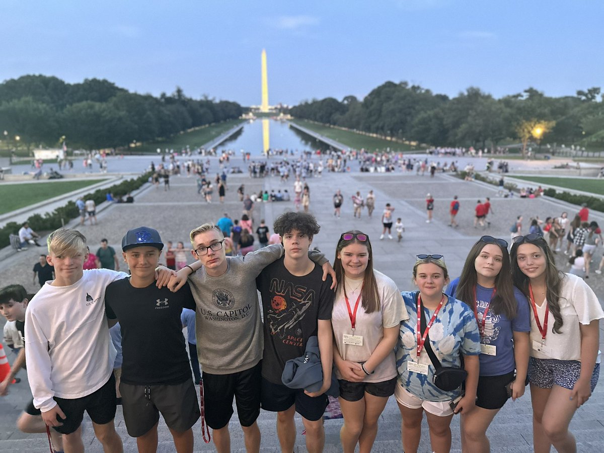 brandifaith09's tweet photo. I donโt have words to describe all the memories from this trip! Thank you @KEDCGrants @KEDC1 and @kedc_aspire for the impact you have on our kids. DC was amazing! #Aspire2Learn #DC2023 https://t.co/t81TMUIboq