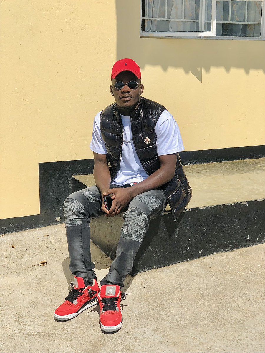 CiscoBlockboy's tweet image. Never the type to try and fit in….I’ll sit by myself if I have to