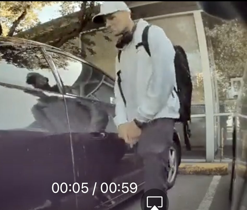 vanstonemusic's tweet photo. @AmirsDoingItAll Hopefully they find the guy! https://t.co/5a00bjc0iN
