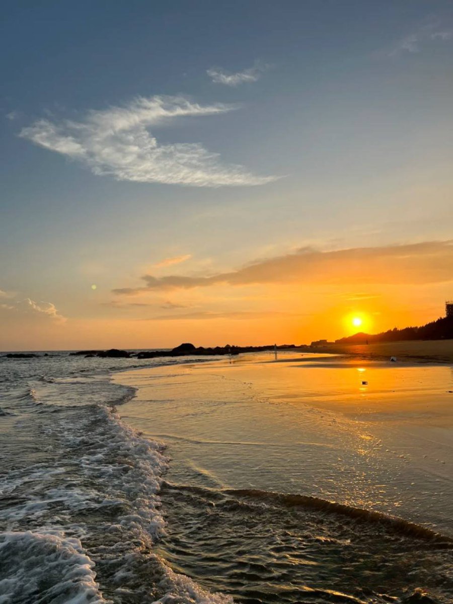 _Eternity_03's tweet photo. Let time stand still for a moment of quiet beauty. We welcome the sunset together at the moment of sunset https://t.co/TiCcViDON0