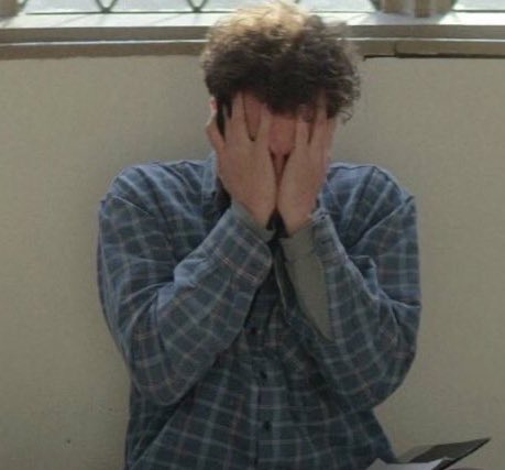 rawrkristina's tweet photo. Andrew Garfield has been a huge ally to the lgbt+ community for years, won a Tony for playing a gay man, and has kissed multiple men on TV. Plus more things…and today he is being used by homophobes against Tom Holland for one scene…please make it stop. https://t.co/XVn5xkhw7Z