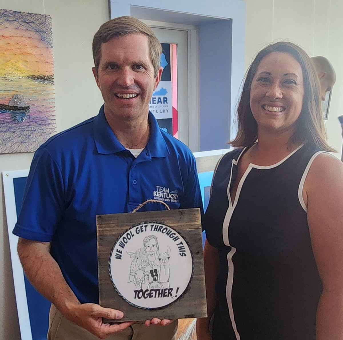 MalusandMel's tweet photo. Today I gave @AndyBeshearKY a drawing I made in 2020. Thankful for his leadership which made it possible for us to smile together again. https://t.co/6ZGQn922WS