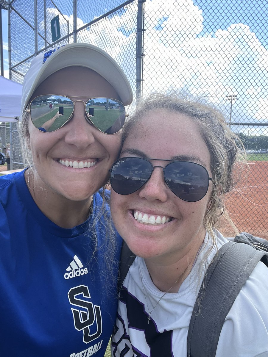 kelseyshodgson's tweet photo. Love seeing our alums coaching while out recruiting! Proud of you @ashleylangel7!! 💙 https://t.co/gkoWw2Soh3