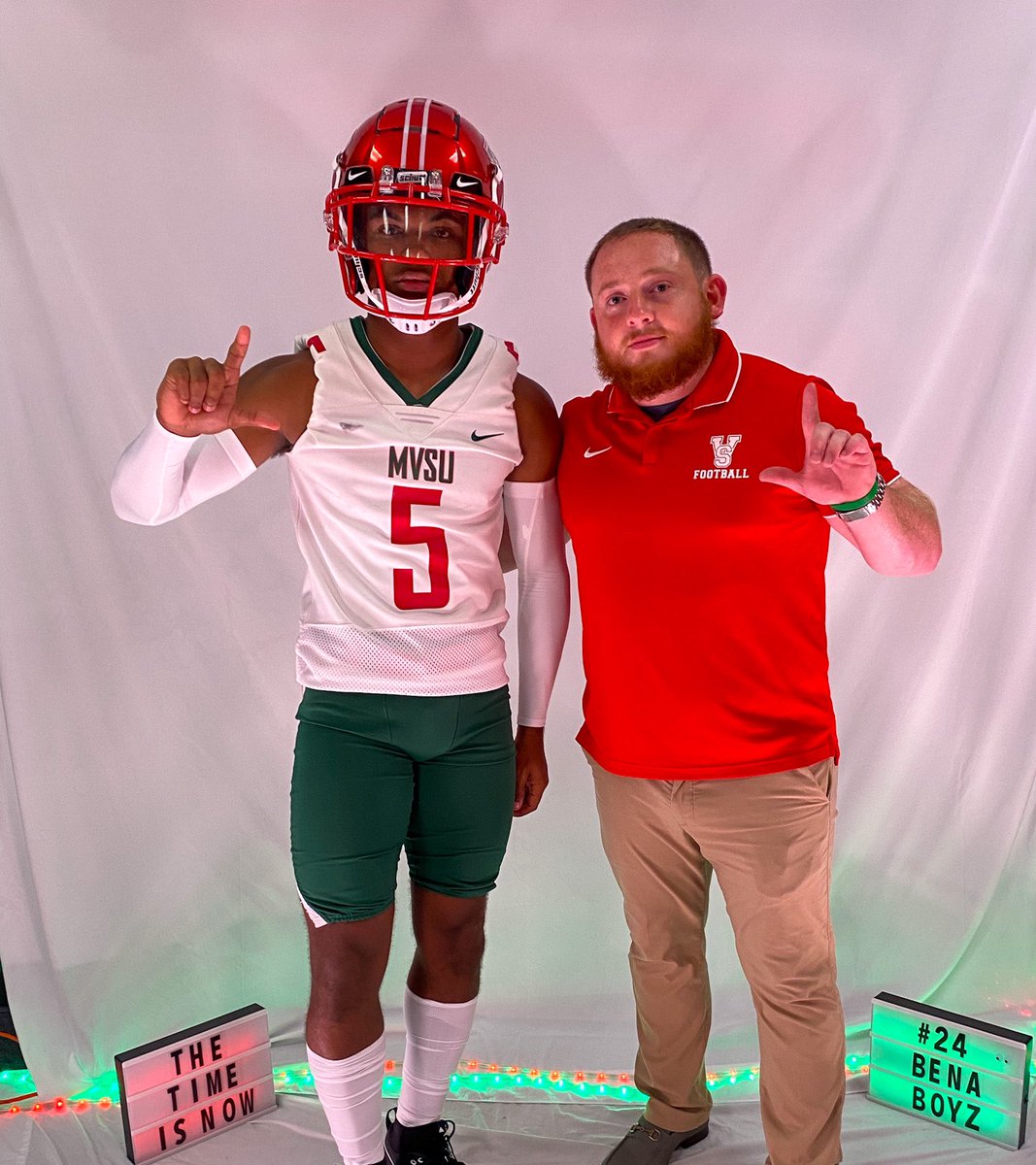 Great visit earlier this week at Mississppi Valley State ❤️💚 #GoDevils <a href="/smhs_hornets/">Scotlandville Magnet High School</a> <a href="/ScotlandvilleFb/">Scotlandville High Football</a> <a href="/Coach_R_Cook/">Coach Cook</a> <a href="/SVilleDC/">Coach Alvin J. Hulbert Jr. (Coach Hubb)</a> <a href="/_CoachWyatt/">Coach Wyatt Anderson</a> <a href="/CoachThompson6/">Coach Jesse Thompson</a>