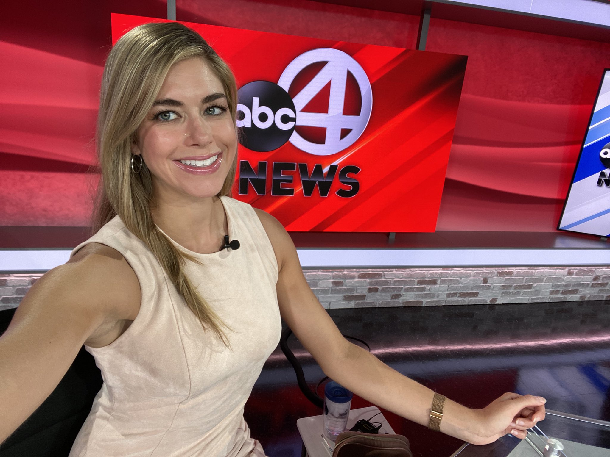 Katy Solt on Twitter: "Holding down the fort tonight on @ABCNews4! Be ...