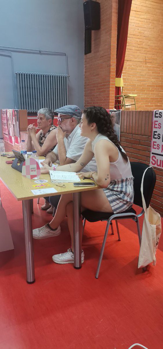 Hoy viernes 14 de julio disfrutando de la compañía de las compañeras y compañeros de #Fraga 

Cada vez estamos más convencidos de que es posible el diputado por el Altoaragon. #sumarvotodecisivo

<a href="/PodemosAragon/">Podemos Aragón</a> <a href="/Aragonesista/">CHA Zaragoza</a> <a href="/EquoAragon/">Partido Verde. Aragón</a> <a href="/iu_aragon/">IU Aragón🔻✳️</a>