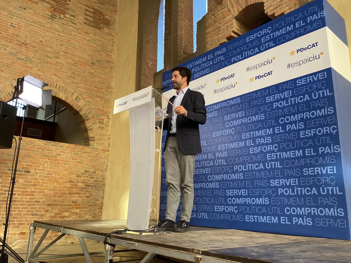 🗣️<a href="/roger_mont/">Roger Montañola Busquets</a>: “Entre manifestar-se i generar disturbis hi ha una gran diferència i sabeu què passava? Que Quim Torra, lamentablement, aplaudia els de la CUP i donava l’esquena als Mossos”

#AraToca 
#ActeCentral