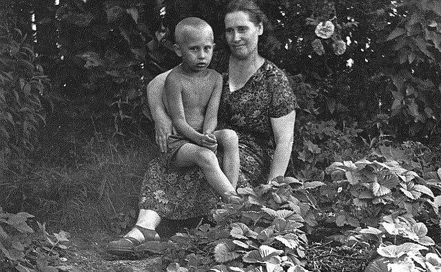 officejjsmart's tweet photo. THE SPOOKY LIFE OF VLADIMIR PUTIN??

⚡️⚡️ Vera Putin, who claimed to be Putin's mother, has passed away.

👉 However: If she is Putin's mother, then Putin is not even Russian 🇷🇺.

📌 The Kremlin insists that Putin was born in 1952 in St Petersburg. Both of his parents, who had had two sons who had died > a decade before, were allegedly 41 when he was born.

📌 📌 Ms. Vera Putin of Georgia 🇬🇪 though, told an eerily different story:

📌  Vladimir Putin was born in 1950, when she was 24, having become pregnant following an affair with a local, married auto mechanic. 

📍 Vlad was born in the Georgian town of Metekhi 🇬🇪 - a 10 minute drive from Joseph STALIN’S hometown.

📌 Georgian records show that a youth, named Vladimir Putin, attended a school in her 🇬🇪 village for a couple of years before dropping off the records. 

📍 This coincides with Ms. Vera Putin's allegation that at that point she had sent her young son to live in St Petersburg with her parents because her new lover did not want a child with them.

📌 Putin was then given to another family in St. Petersburg, whom he came to know as his mom & dad, after his elderly grandparents found it hard to take care of him.

📌 Russian journalist Artem Borovik's plane crash, killing him, while researching Vera Putin. Italian journalist Antonio Russo was murdered after beginning to write about Vera Putin's claims.

💥 First photo is Vera and Vlad; then Vlad with his “declared” mom; followed by two photos from Vera’s archives: 

💥💥💥 Was Vladimir her son?

👉👉 What do you think?