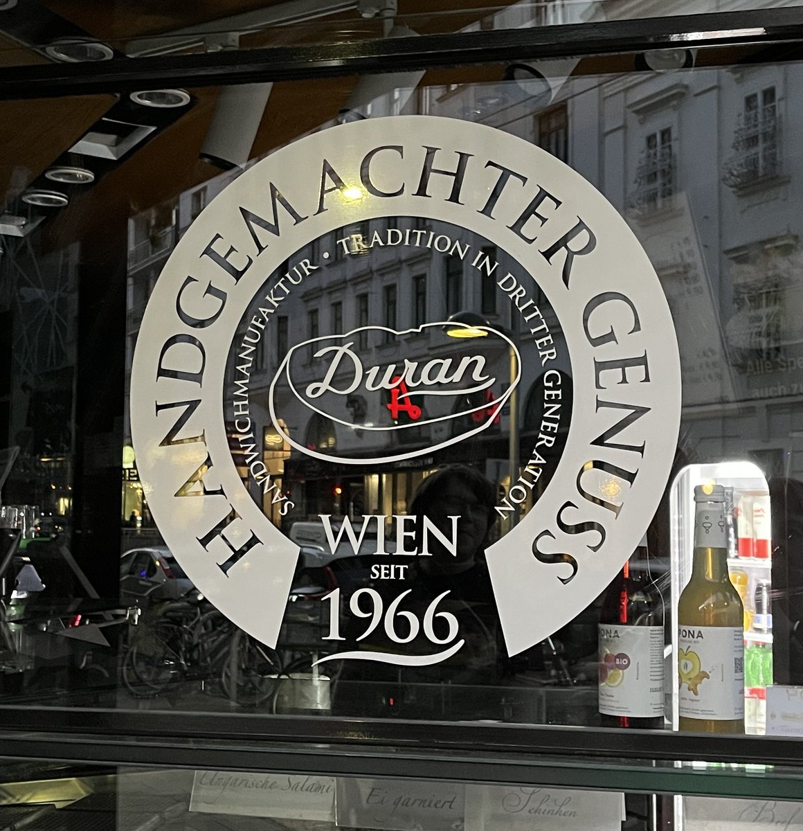 Bloomchen_'s tweet image. In Vienna, Austria - a bakery for when you’re hungry…like the wolf.  @LoriMajewski @anniezaleski @EMcGeeCLEAlt