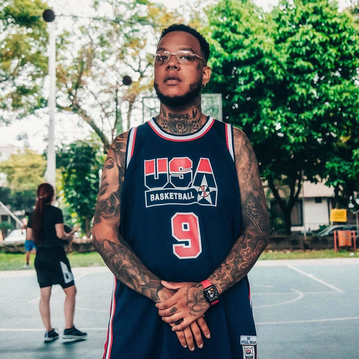 Hoy se hizo oficial la tiraera entre <a href="/Residente/">Residente</a> y <a href="/akapellah/">Pedro Elias</a>.

Sus razones son mucho más profundas que un simple beef.

Trataré abarcar todo en este hilo 🧵 fuera de beta.