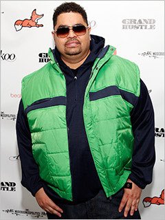 GoodLifeBreeze's tweet photo. Before there was a Fat Joe, Big Pun or Rick Ross…
There was HEAVY D.
#HipHop50 #BigMan #OverweightLover https://t.co/y0q23Q4Oq8