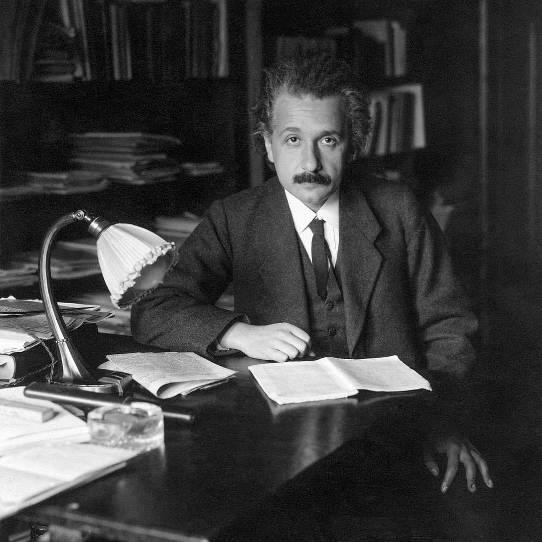 RomanCastroRod1's tweet photo. El valor de una educación universitaria no es el aprendizaje de muchos hechos, sino la formación de la mente para pensar

― Albert Einstein https://t.co/W6G6LLhyjB