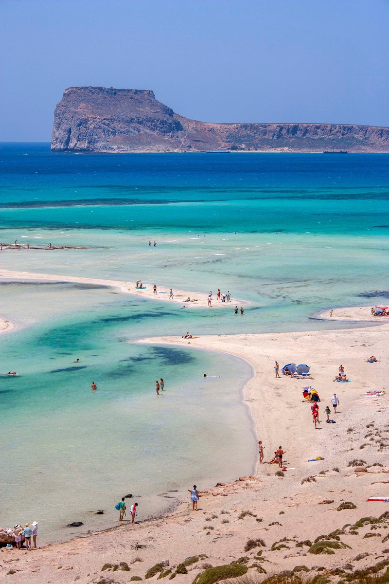 October is the clever traveller's favourite time to go on holiday. The high-summer crowds have melted away, but in much of Europe the sun is still shining and the days are still warm. Here's where to go. trib.al/0k7t8Oh