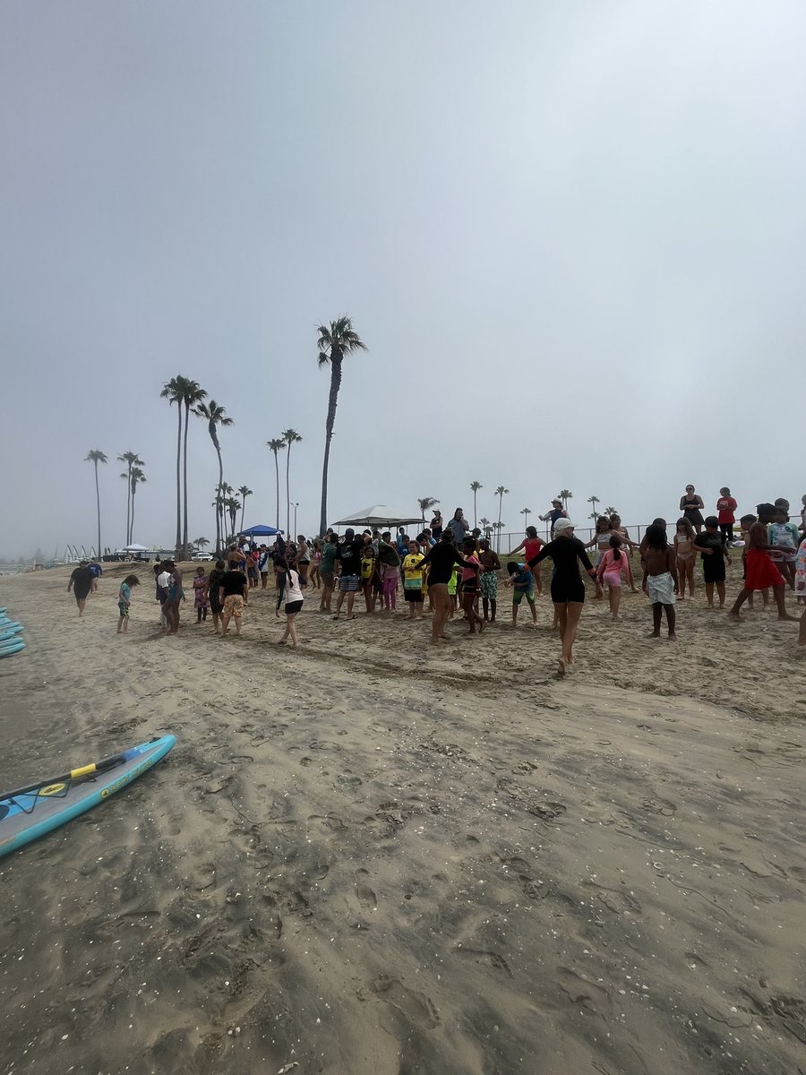 NaStanley's tweet photo. Camp cajon 4th/5th graders at their bay day field trip! ITS A GREAT DAY TO BE OUTDOORS 🛶 🥳 #campcajon #cvusd #narancamustangs https://t.co/eVPEiULJNf