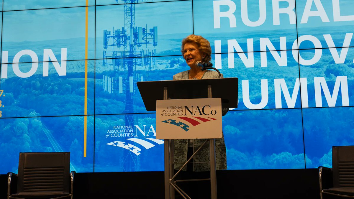 NACoCounties's tweet photo. Catch up on all the recent action in Washington, D.C. and in #counties across the country https://t.co/07yhZxN7oV #ThisWeekInPhotos https://t.co/sHjA8ovC6d