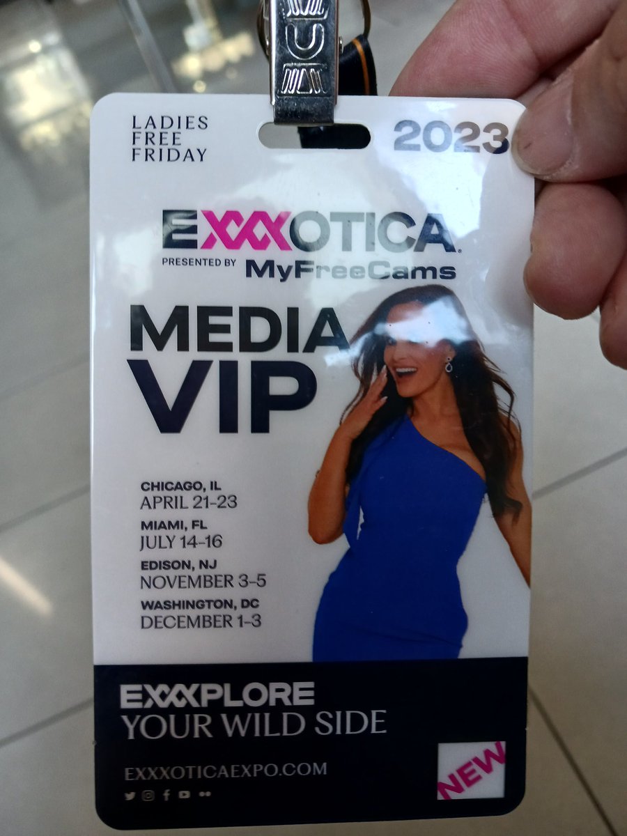 Got the media pass :) 
Ready for the evening ahead!
Event opens in less than 30 minutes...

#EXXXOTICAMIAMI #LADIESFREEFRIDAY #MIAMIAIRPORTCONVENTIONCENTER #NIGHTMOVESMAGAZINE #FLOHIORADIO #PODCASTS #INTERVIEWS #PHOTOS