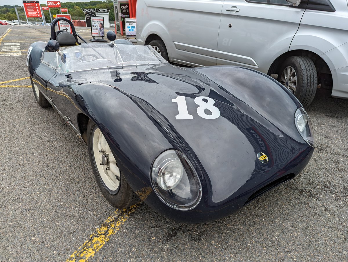 TOGTanner's tweet photo. ๐ผHer name was #Lola, she was a show......๐ผ saw this very cool Mk1 Lola at #BrandsHatch today, the driver brought it up from the lower paddock to the #AlexReadeMotorsport shop to get some graphics on it before being able to #Race #LegendsOfBrandsHatchSuperPrix #SuperPrix https://t.co/BfUuxlTWgJ