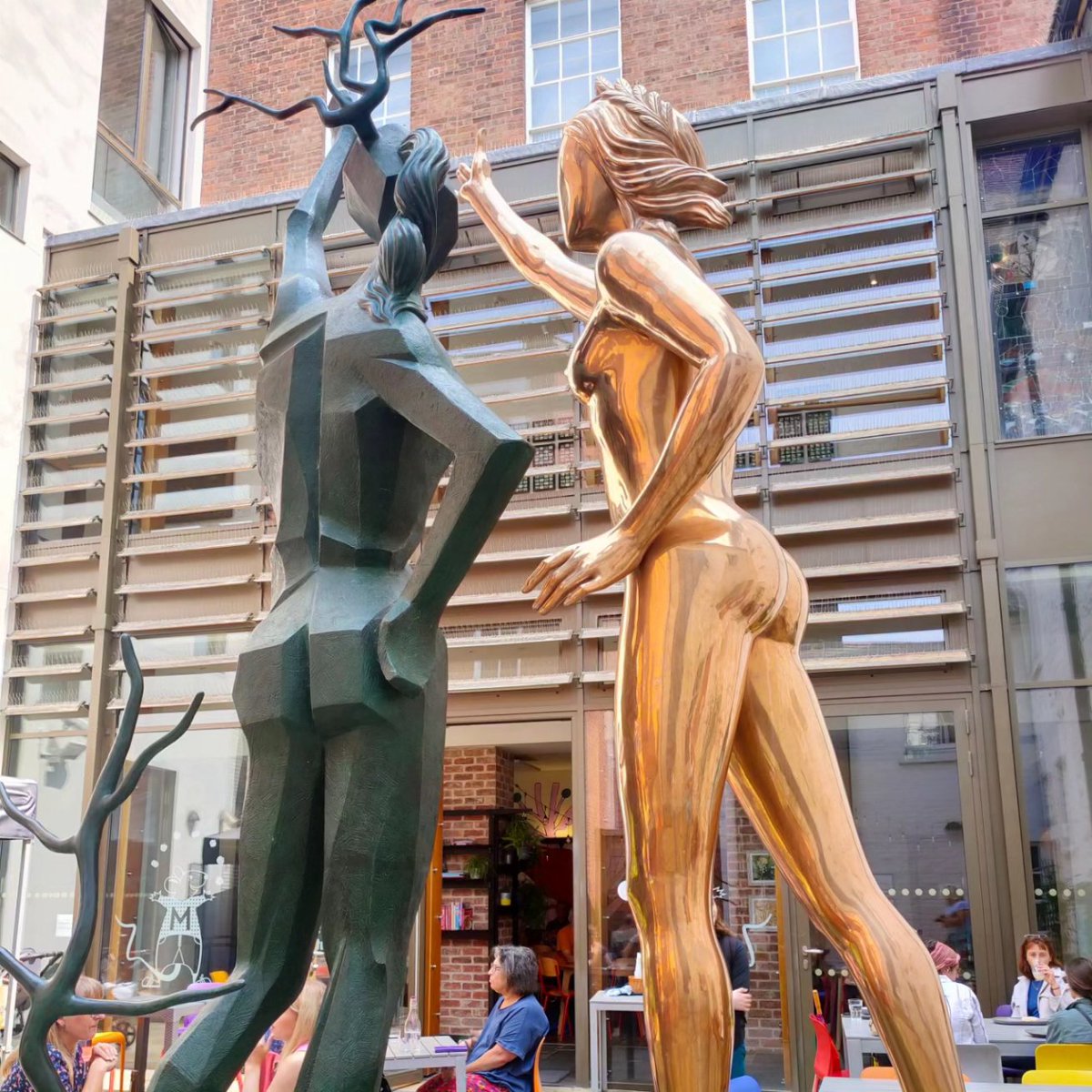 morescribbles's tweet photo. A lovely surprise on a trip back to my hometown. Two incredible Dali transformation artworks. #Shrewsbury #salvadordali #artstrail #homelands https://t.co/olEspT6Yg3