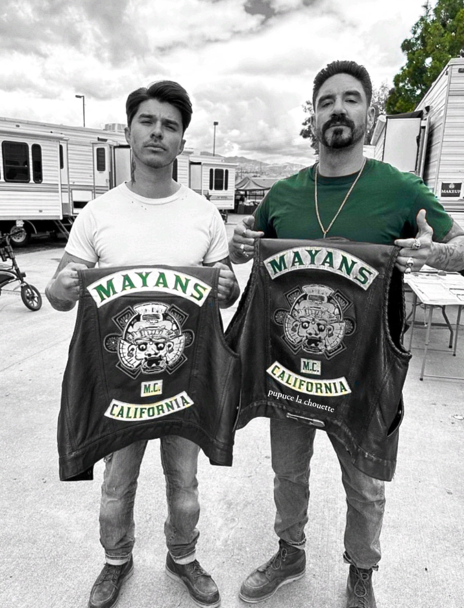 ChouettePupuce's tweet photo. #AndrewJacobs #ClaytonCardenas
#Guero #AngelReyes
#MayansFamily
Unfortunately, it will soon be time to hang up the leathers for good...😪
#MayansFX #MayansMC
#Season5
#LastRide https://t.co/O2OXbYBsJ9