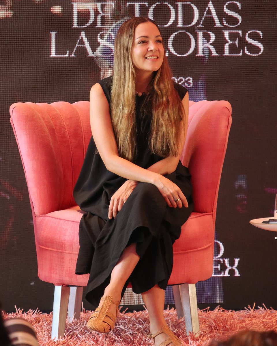 gmnewse's tweet photo. @lafourcade anuncia en conferencia de prensa las fechas para el cierre de la gira de su disco “De todas las flores” con tres conciertos en México. 

#natalialafourcade #detodaslasflores https://t.co/CNtA9NMxhI