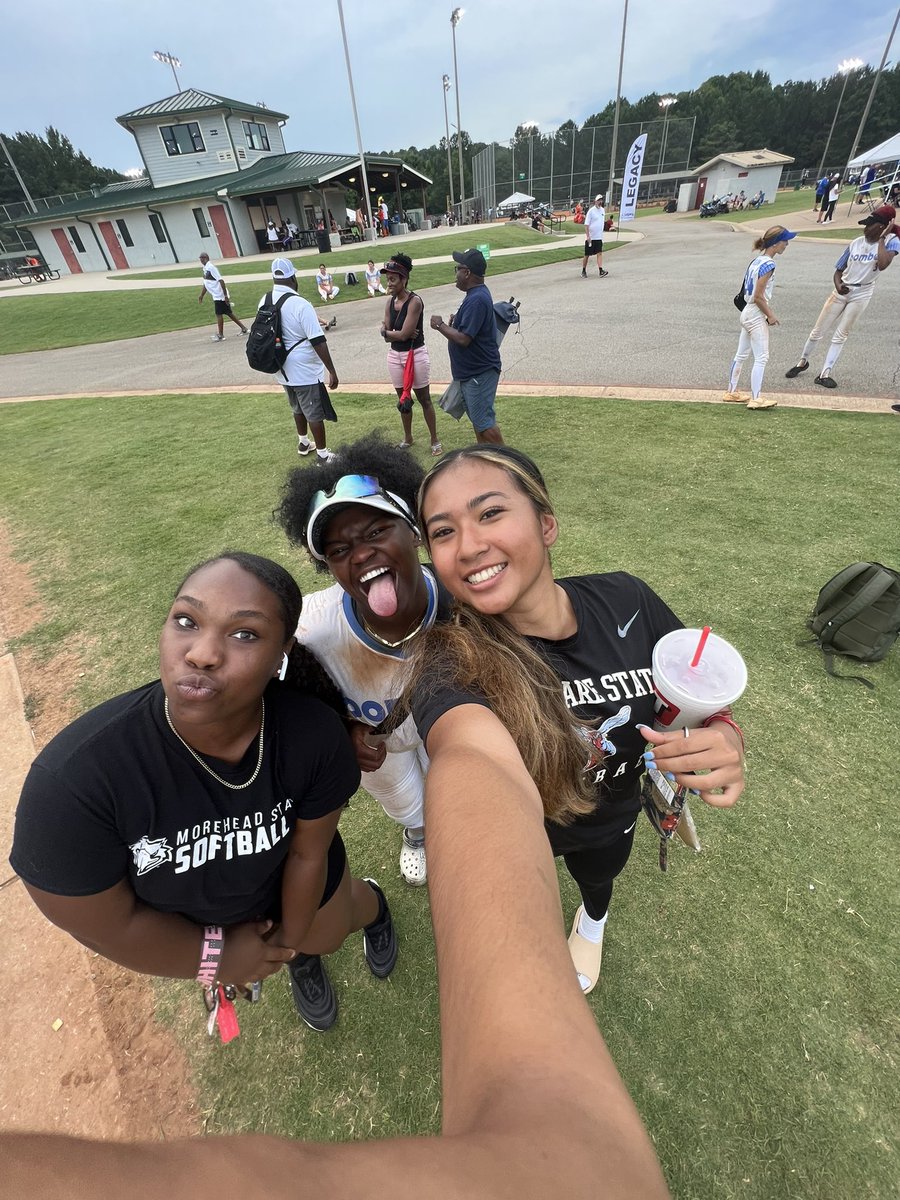 Britney Phally tweet media