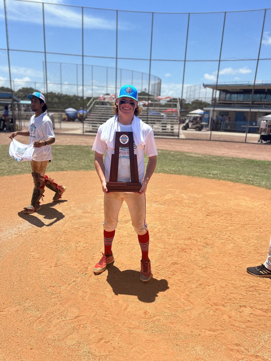 john_shipherd's tweet photo. Great tournament all around with the Los Platanos in the Baseball City World Serious. Overall pitched 9 innings giving up 1 run with 12 strikeouts. @BIG_REDBASEBALL https://t.co/PgknyDOfJQ