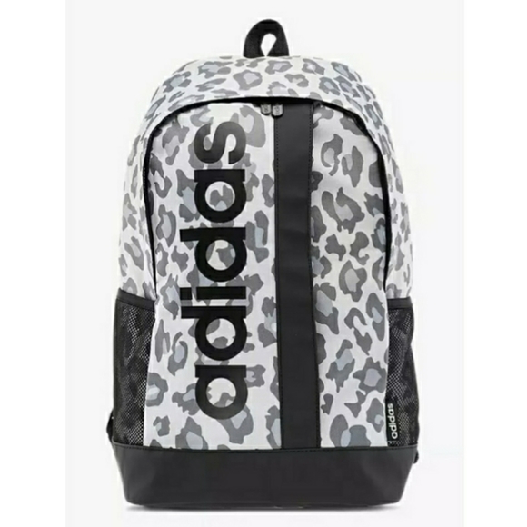 alpaine's tweet photo. So good I had to share! Check out all the items I'm loving on @Poshmarkapp #poshmark #fashion #style #shopmycloset #adidas #nikki #lole: https://t.co/MoYwIyTdQz https://t.co/brDXmdtQwW