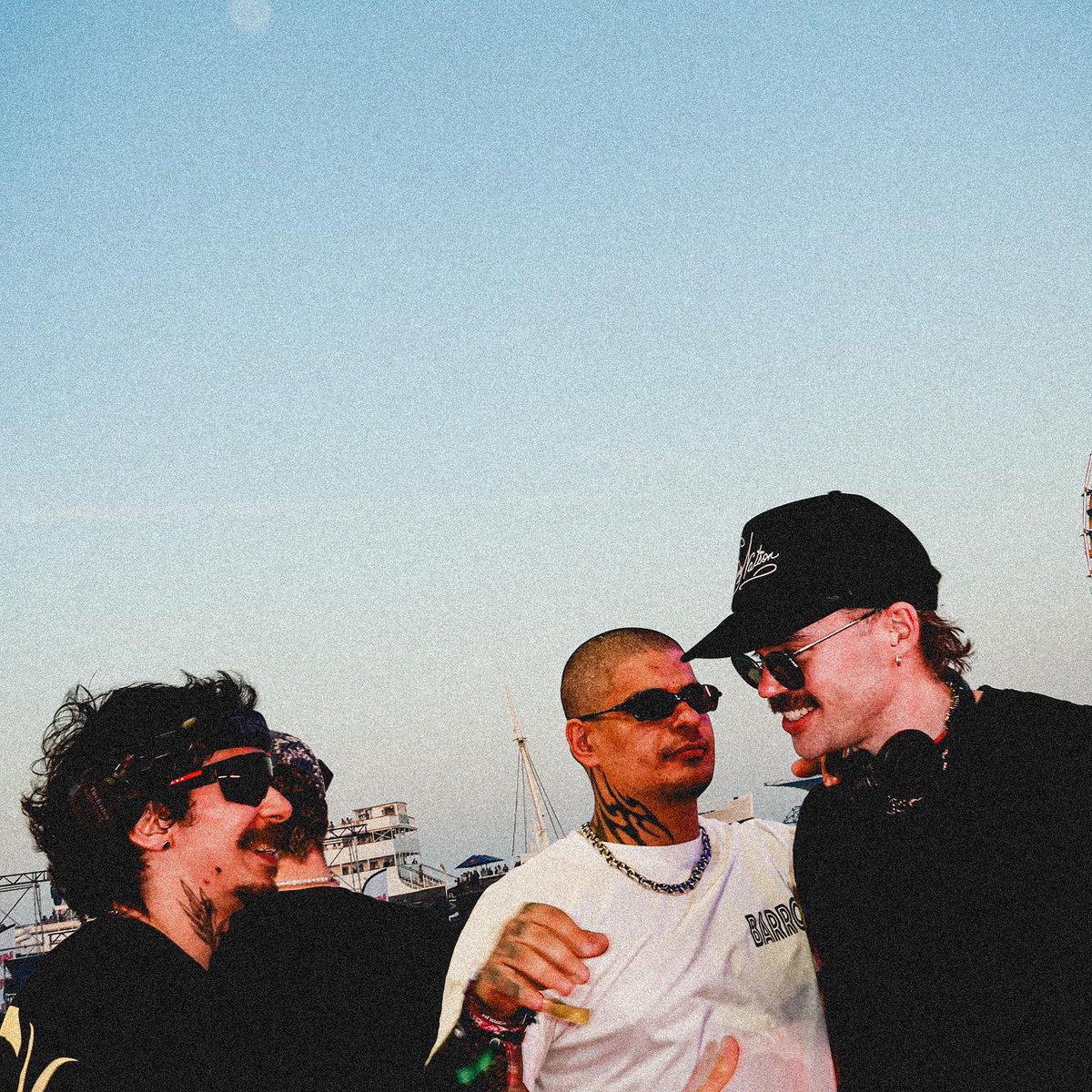 Imaginem um b3b com esses caras? 🤯 <a href="/MochakkMusic/">Mochakk</a> <a href="/VintageCulture/">Vintage Culture</a> <a href="/domdolla/">Dom Dolla</a>