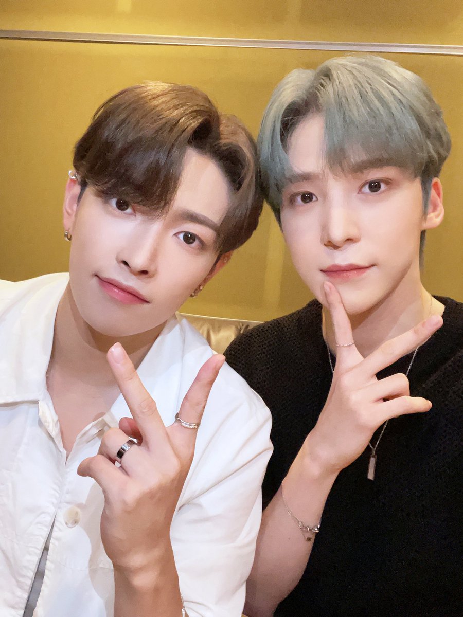 MySan1006's tweet photo. Boy Group Member Brand Reputation Ranking ㅡ JULY 2023

29. #SAN <821,475>
96. #YUNHO <302,329>
99. #HONGJOONG <290,621>

#CHOISAN #최산 #산 #윤호 #홍중 
#ATEEZ #에이티즈 @ATEEZofficial https://t.co/Vcdbl18jg1