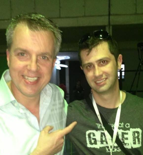 GreyHamz's tweet photo. @majornelson After a very busy @gamescom. I enjoyed  getting to meet you Larry, I wish you all the best in your future. https://t.co/bt3Cq8mGd0