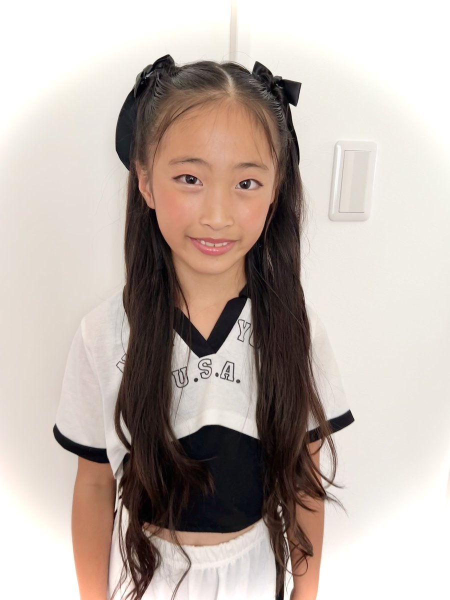 hina260911's tweet photo. 雨天決行🥹✨
かっぱ持参で(•Ӫ•)
右目充血❣️
#美香保公園
#Zerokids
#村上陽菜
#8歳 #子役
#時差投稿
#時差スタグラム
#パニパニおうえんだん
#テアトルアカデミー所属
#8歳女の子 #dweユーザー #
#パニパニおうえんだんGOLD
#js3 https://t.co/NkBRlyhbAn