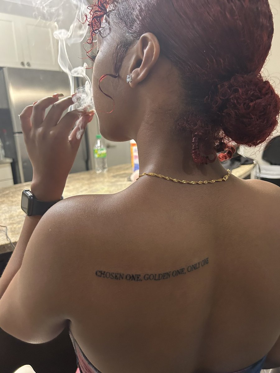 kashnanz's tweet photo. got my first lil tatt &amp; i love it https://t.co/1HjTrhppZv