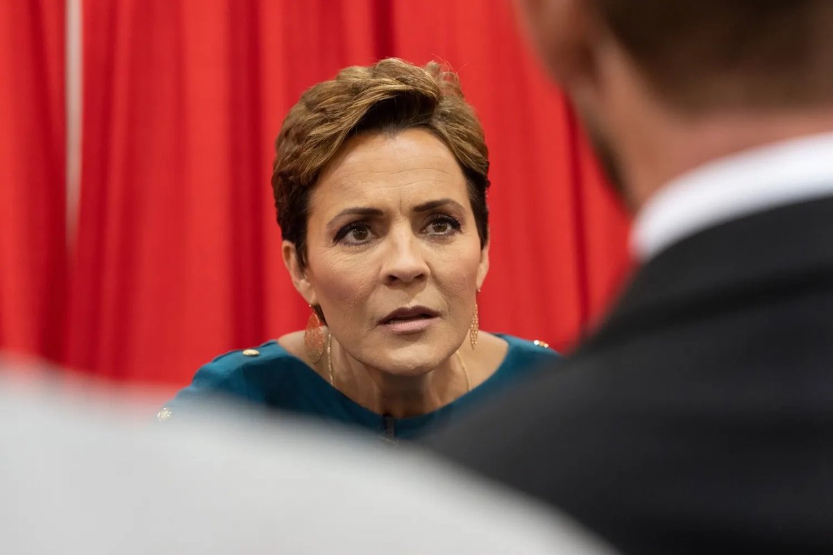 RpsAgainstTrump's tweet image. BREAKING: 

A federal judge ordered the attorneys for Kari Lake to pay $122,200 to Maricopa County over her frivolous lawsuits trying to overrun the election results in Arizona.

Kari Lake lost AGAIN. Happy Friday, everyone.