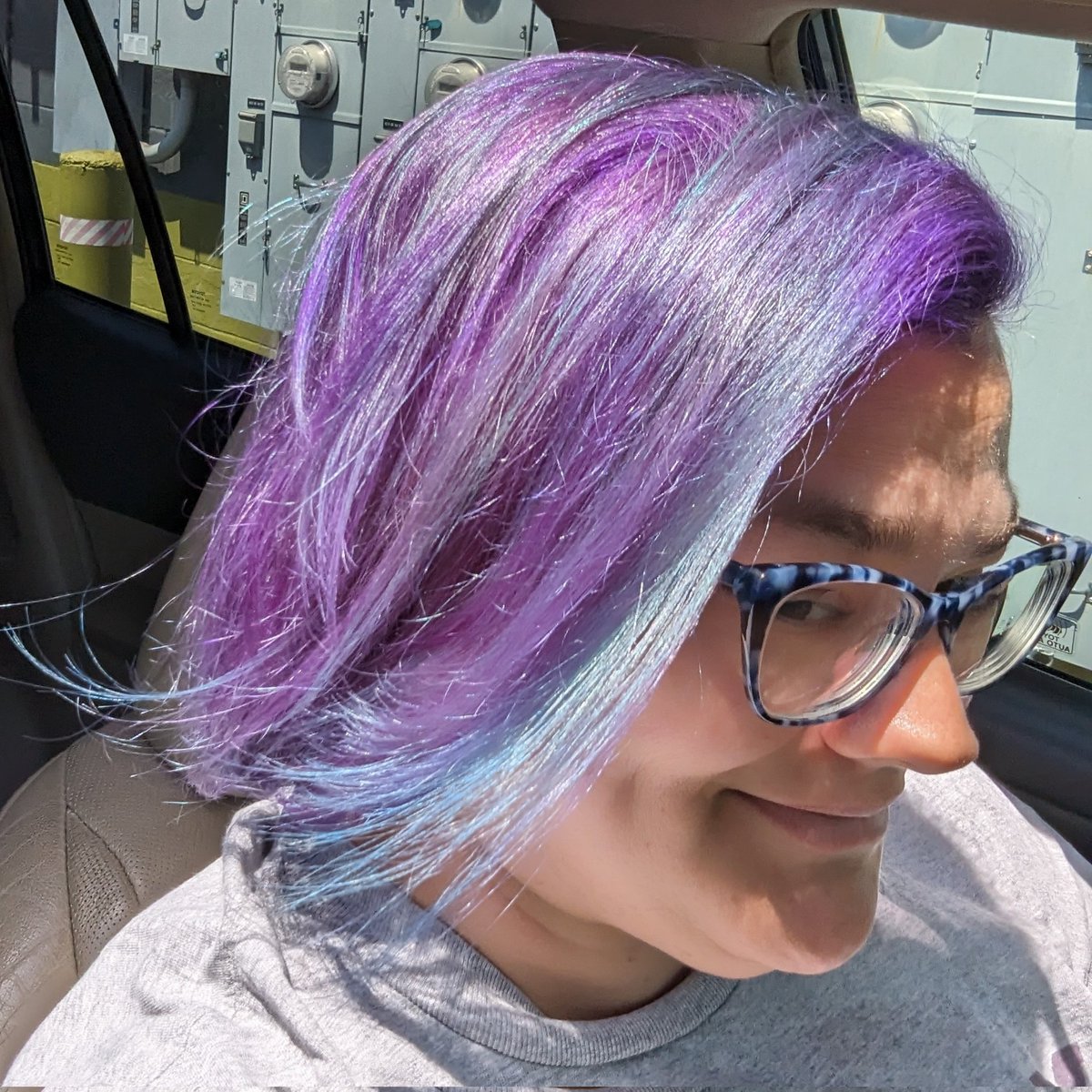 daemonnoire's tweet photo. @ClaireAllan You go so pink that when you go to buy your hair dye, you have to verify you are not Anish Kapoor. 

Signed,
A Fellow Middle Aged Woman https://t.co/LMLpYSzhoT