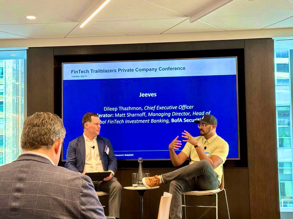 thazhmon's tweet photo. If you don’t do hand movements how do they know you’re serious 💁🏽‍♂️🦁😉 thanks Matt Sharnoff and @BankofAmerica for inviting @jeeves_inc to be a part of this 💪 https://t.co/JwnVPodSJy