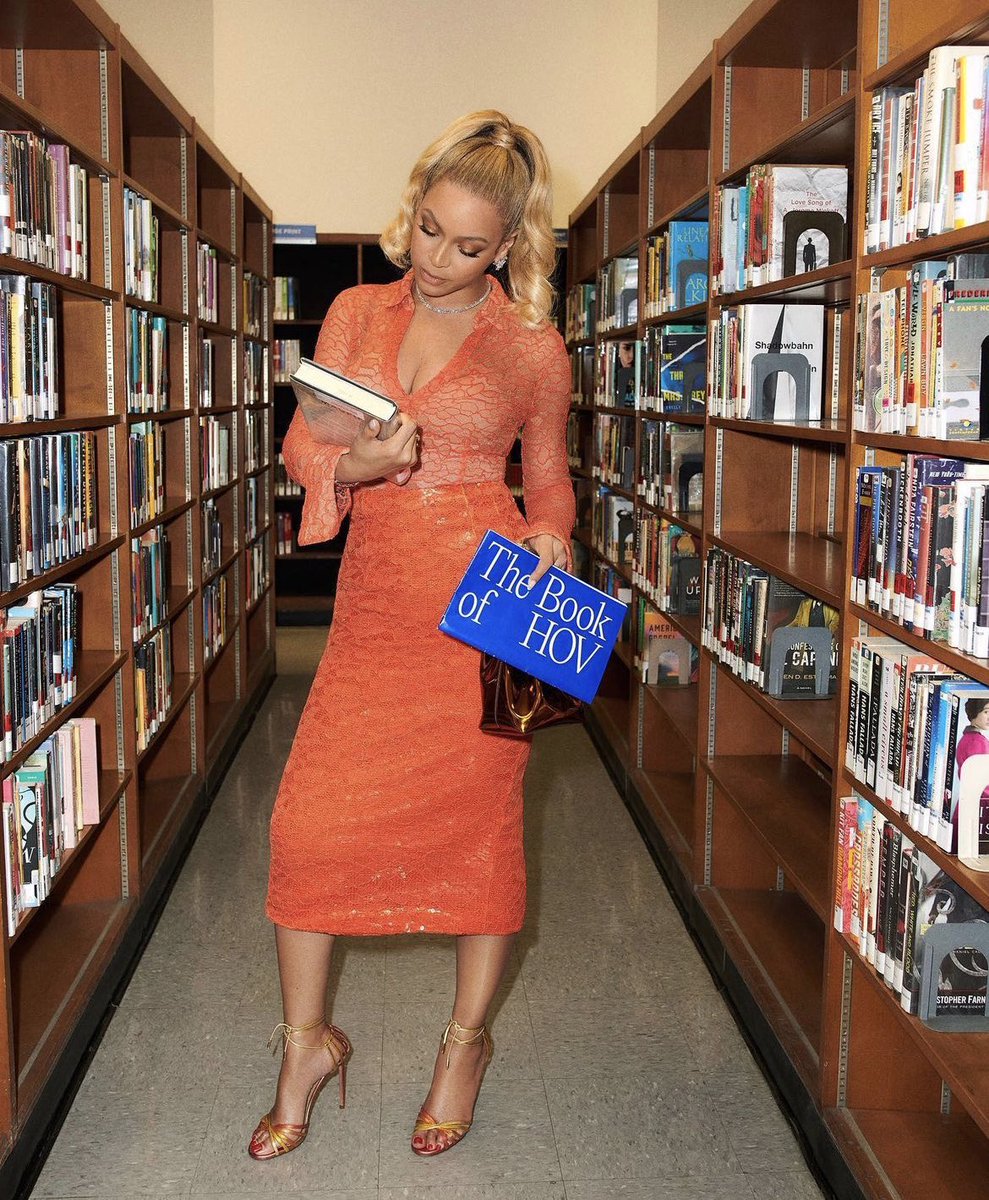The crossover we all needed 🙏🏽 @beyonce at @BKLYNlibrary to kick off the Book of HOV exhibit #BookRecosFromCelebs #readmore #read #bookrecos #book #booktwitter #reading #bookofhov #brooklynpubliclibrary #jayz #beyonce #blackexcellence #beyonceandjayz #publiclibrary #library