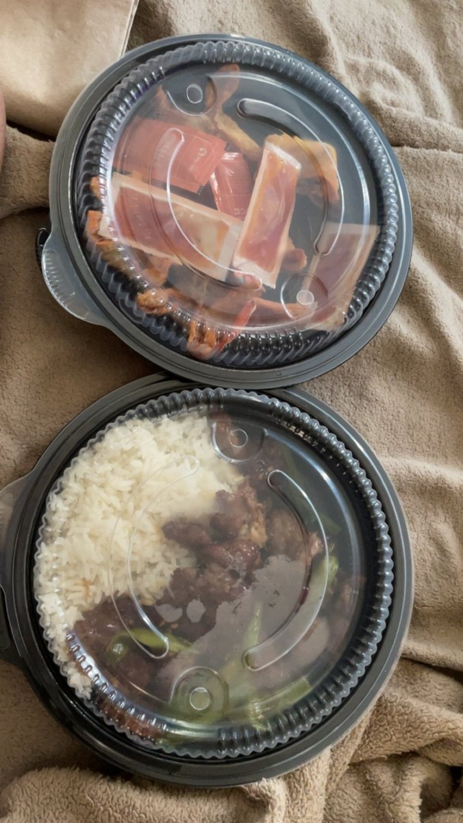 BigMoneytrix's tweet photo. I never go hungry since I have my pay piggies #paypigs #paypiggie #paypig #paypiggy #findom #findomgoddess #findomgodess #FindomBrat https://t.co/HYLl9RJkIX